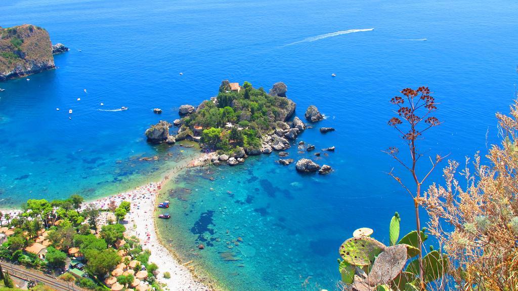 La Terrazza Sul Mare Apartment Letojanni Bagian luar foto