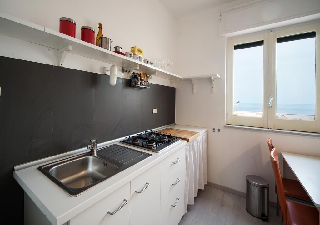 La Terrazza Sul Mare Apartment Letojanni Bagian luar foto